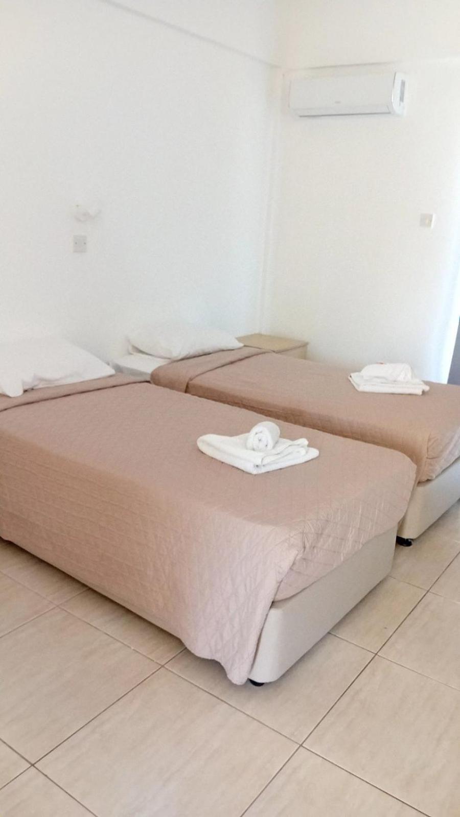 Napa Charles Apts Ayia Napa Bagian luar foto