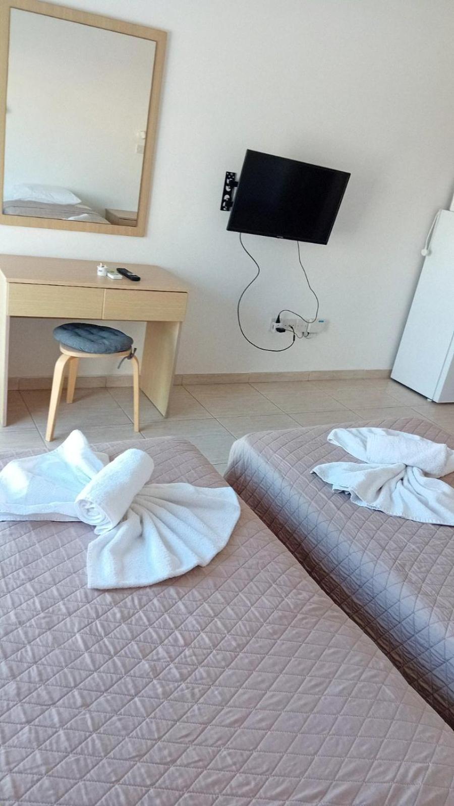 Napa Charles Apts Ayia Napa Bagian luar foto
